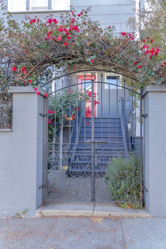 Arbor Gate Installation in Conroe, TX